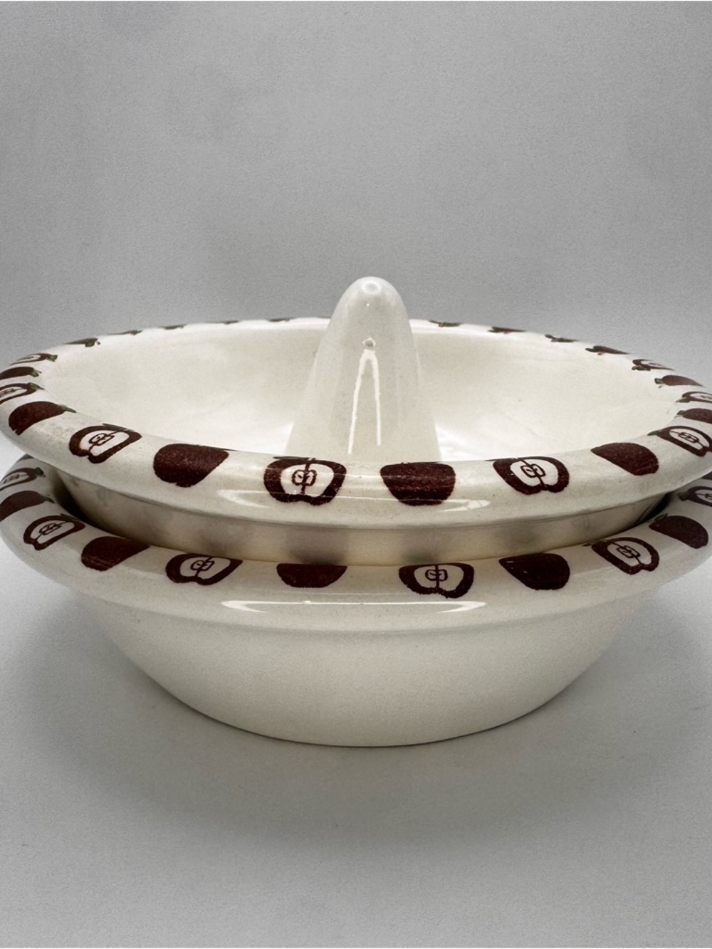 Vintage Apple Baking Dish 🍎 Ceramic 6.5” Round Small Baked Apple Cooker - Picture 4 of 7